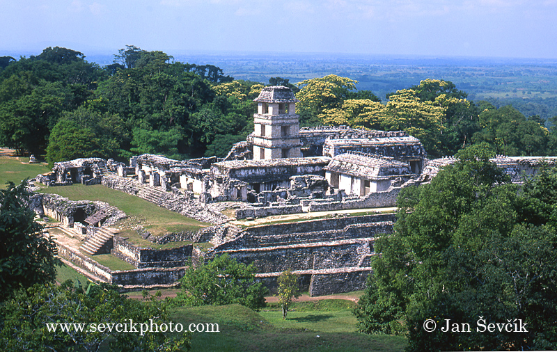 Photo of mayské město Palenque Palenque mayan ruins Mexico