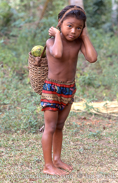 Photo of dítě z kmene Embera Embera indian child Panama
