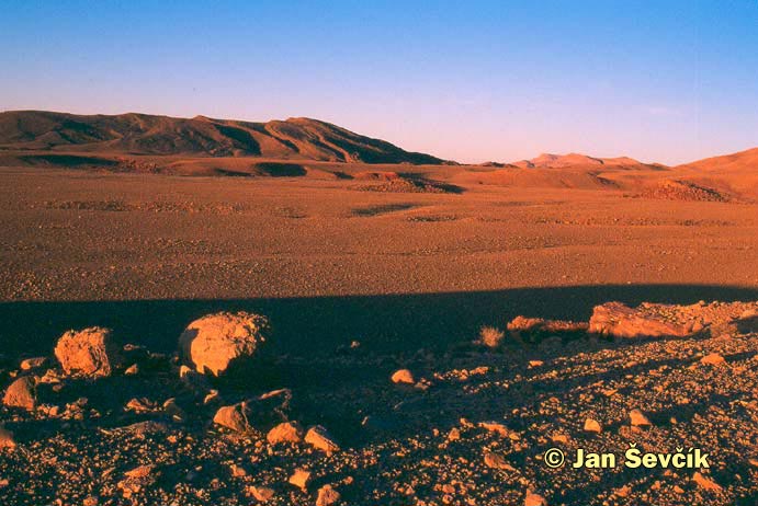 Photo of ráno v poušti, morning in the desert, Morocco.